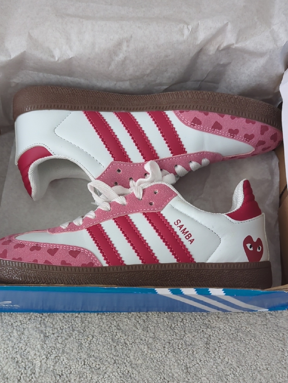 Women's Samba Sneakers in White and Pink with Heart Accents Size 6